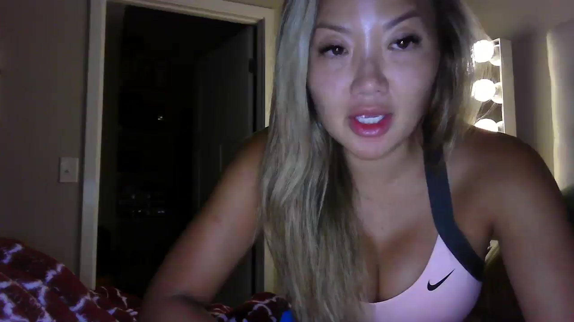 Gallery image thumbnail from MissJaeLee's myfreecams stream on, 08/03/2023, 04:53 image 3 of 20