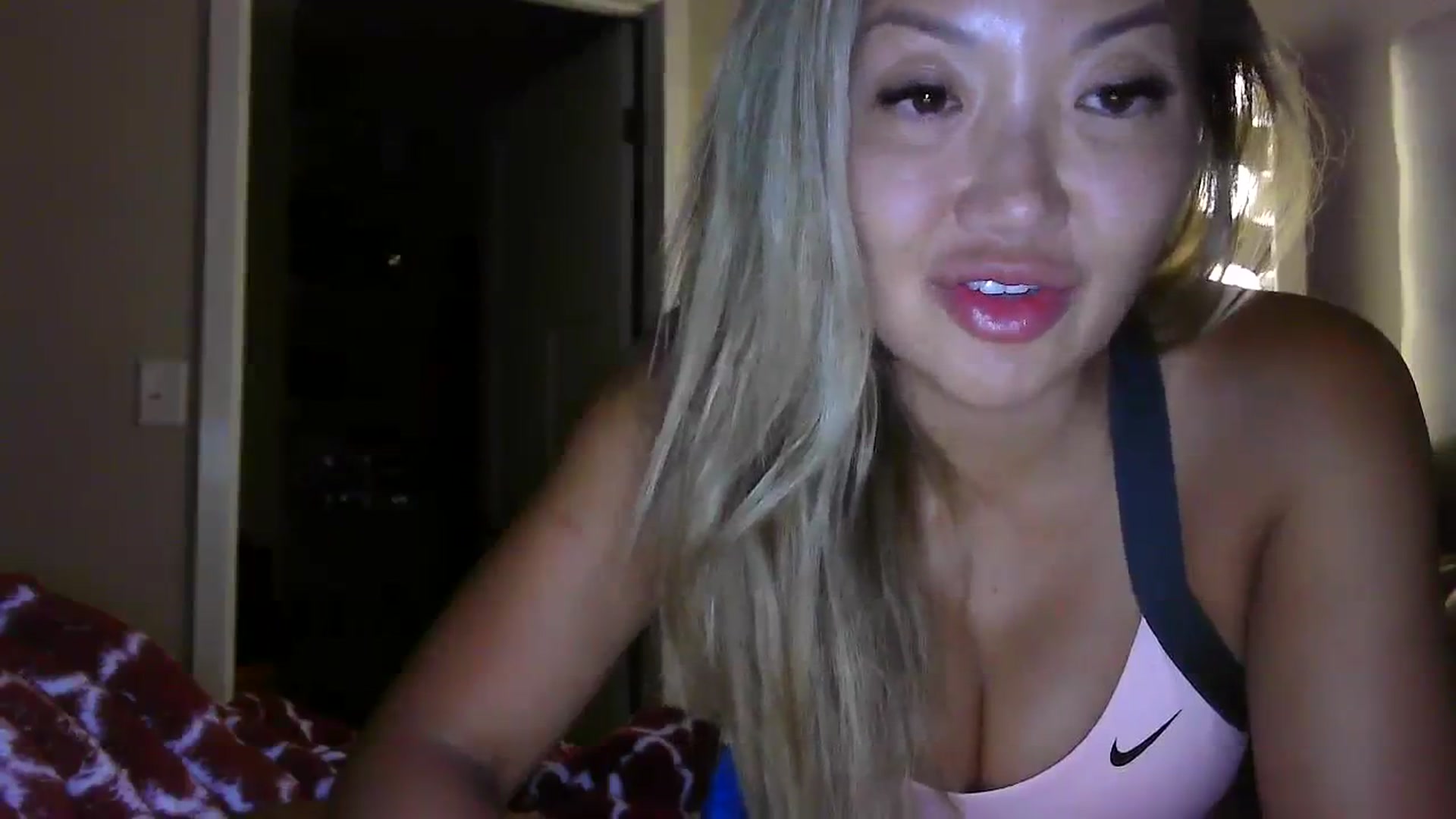 Gallery image thumbnail from MissJaeLee's myfreecams stream on, 08/03/2023, 04:53 image 2 of 20