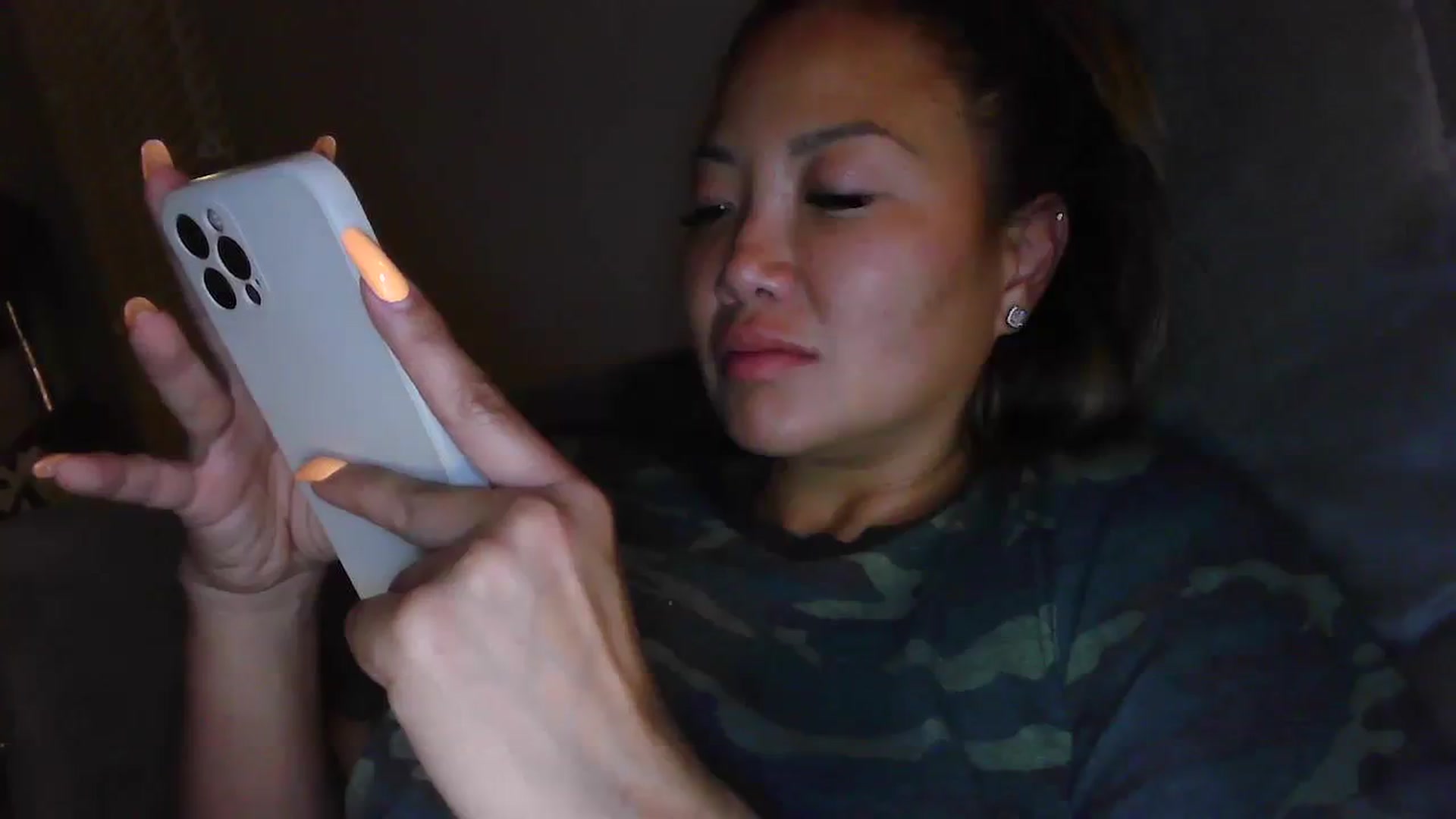 Gallery image thumbnail from MissJaeLee's myfreecams stream on, 08/08/2023, 03:57 image 6 of 20