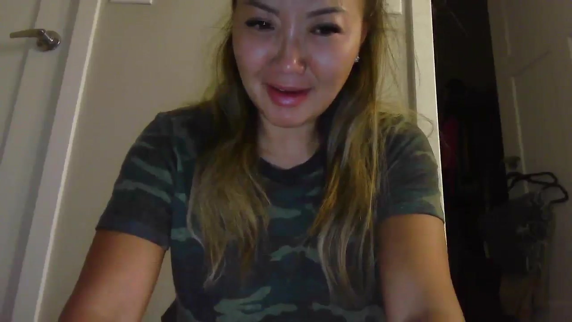 Gallery image thumbnail from MissJaeLee's myfreecams stream on, 08/08/2023, 03:57 image 15 of 20