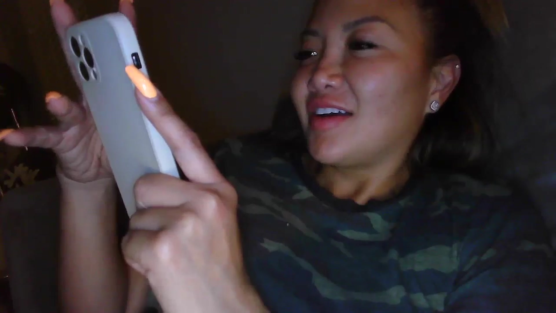 Gallery image thumbnail from MissJaeLee's myfreecams stream on, 08/08/2023, 03:57 image 2 of 20