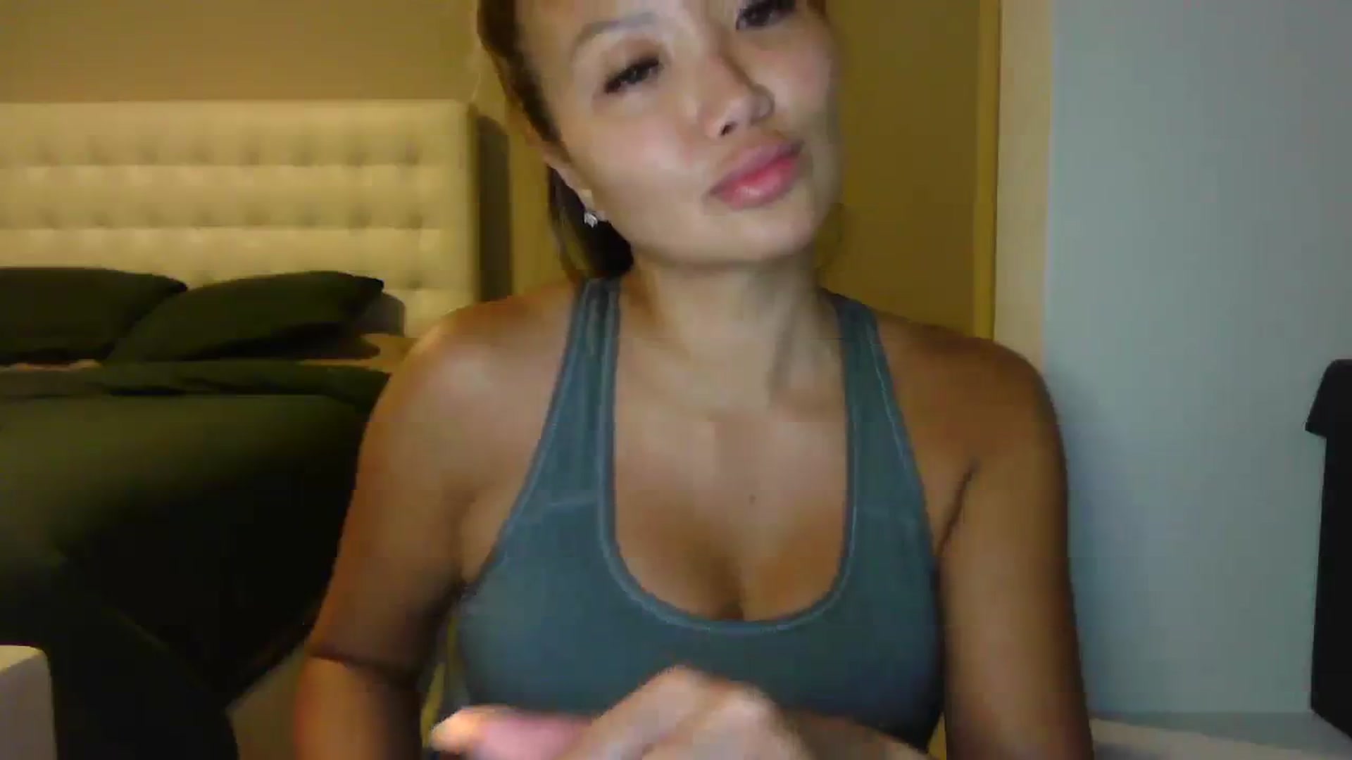 Gallery image thumbnail from MissJaeLee's myfreecams stream on, 08/11/2023, 05:04 image 11 of 20