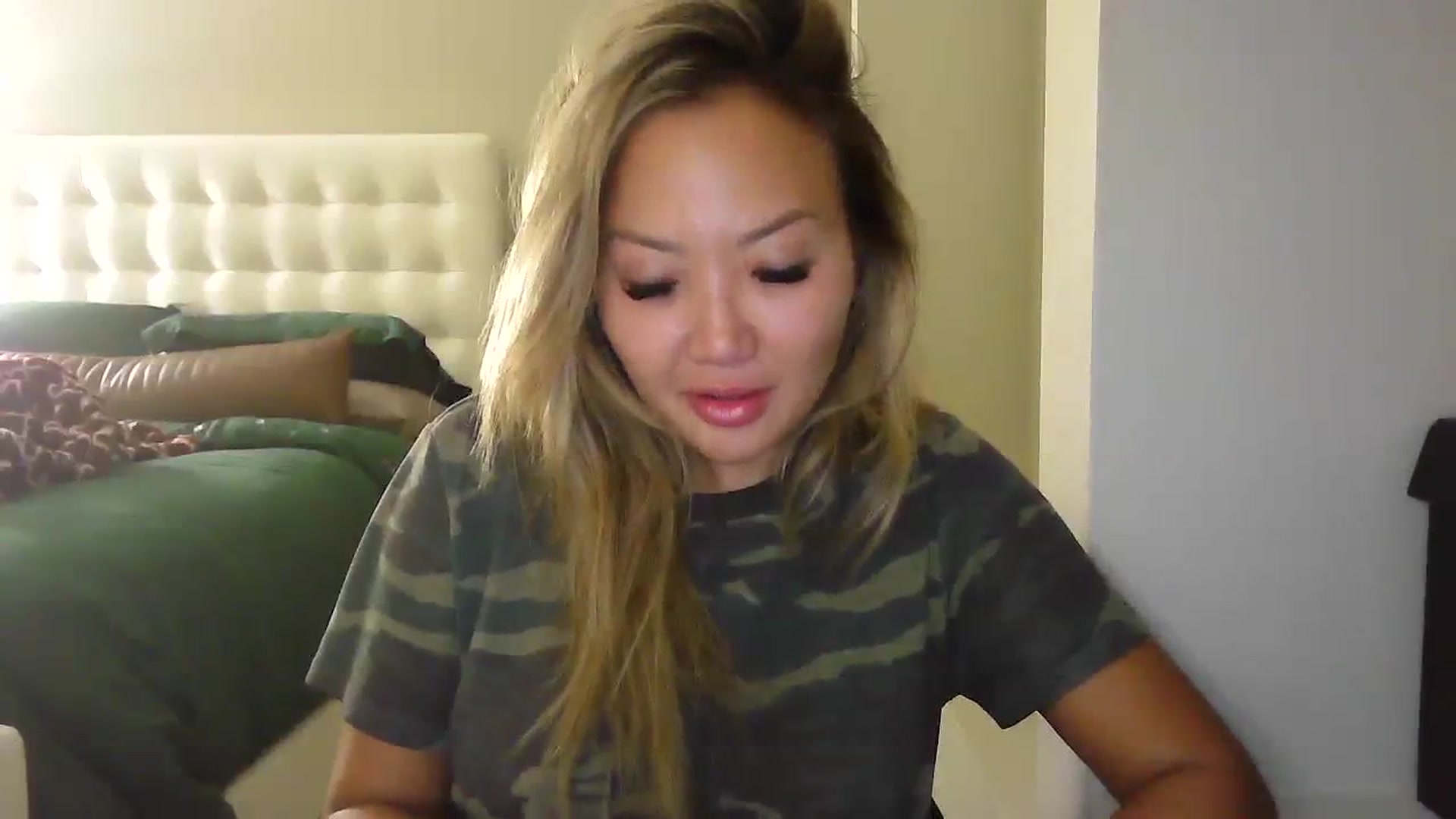 Gallery image thumbnail from MissJaeLee's myfreecams stream on, 08/15/2023, 04:35 image 2 of 20