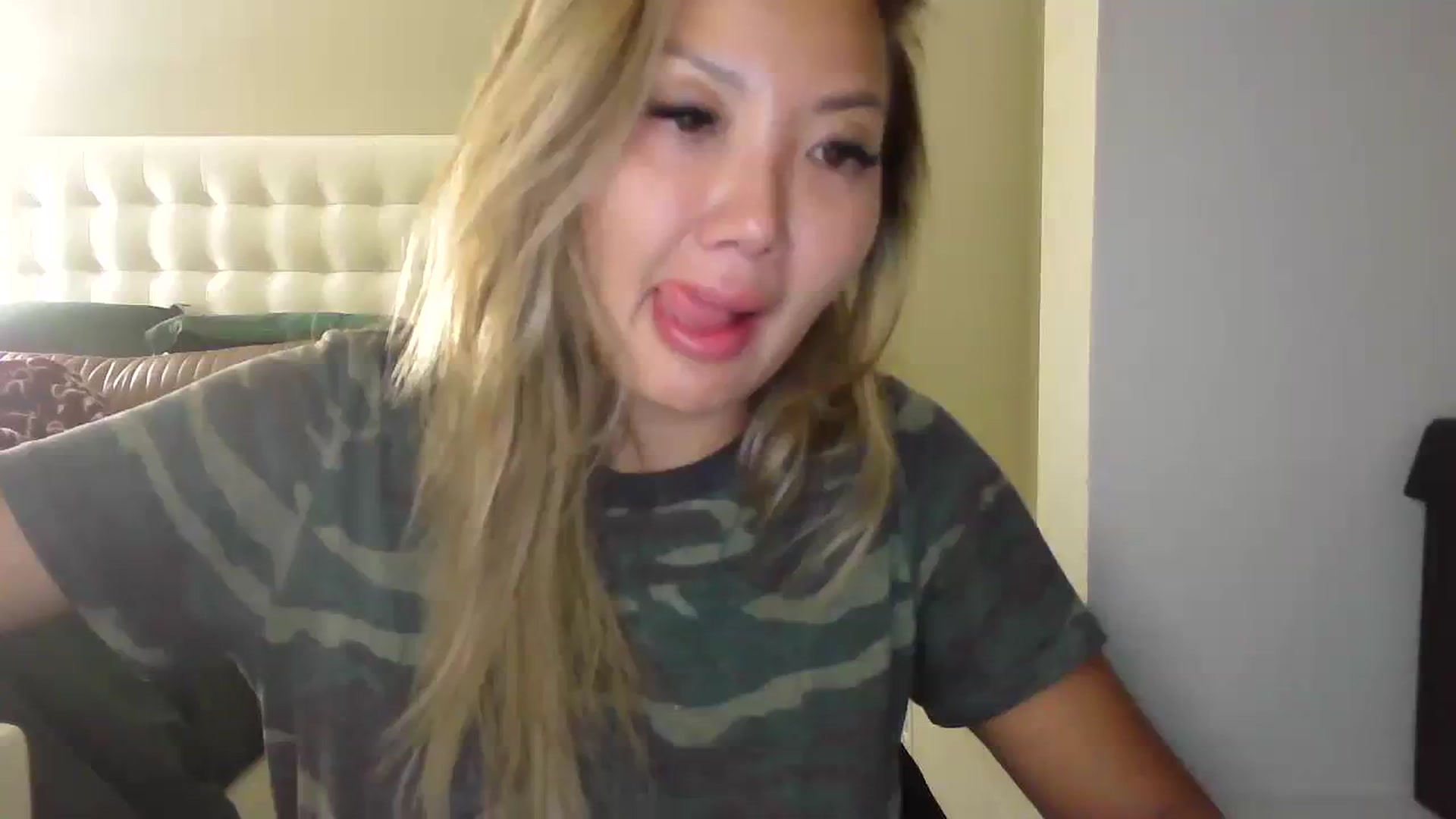 Gallery image thumbnail from MissJaeLee's myfreecams stream on, 08/15/2023, 04:35 image 1 of 20