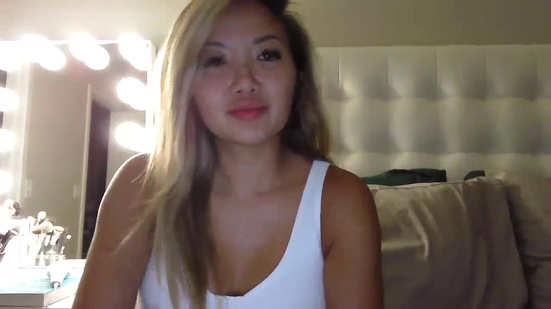 Gallery image thumbnail from MissJaeLee's myfreecams stream on, 08/29/2023, 05:07 image 3 of 20