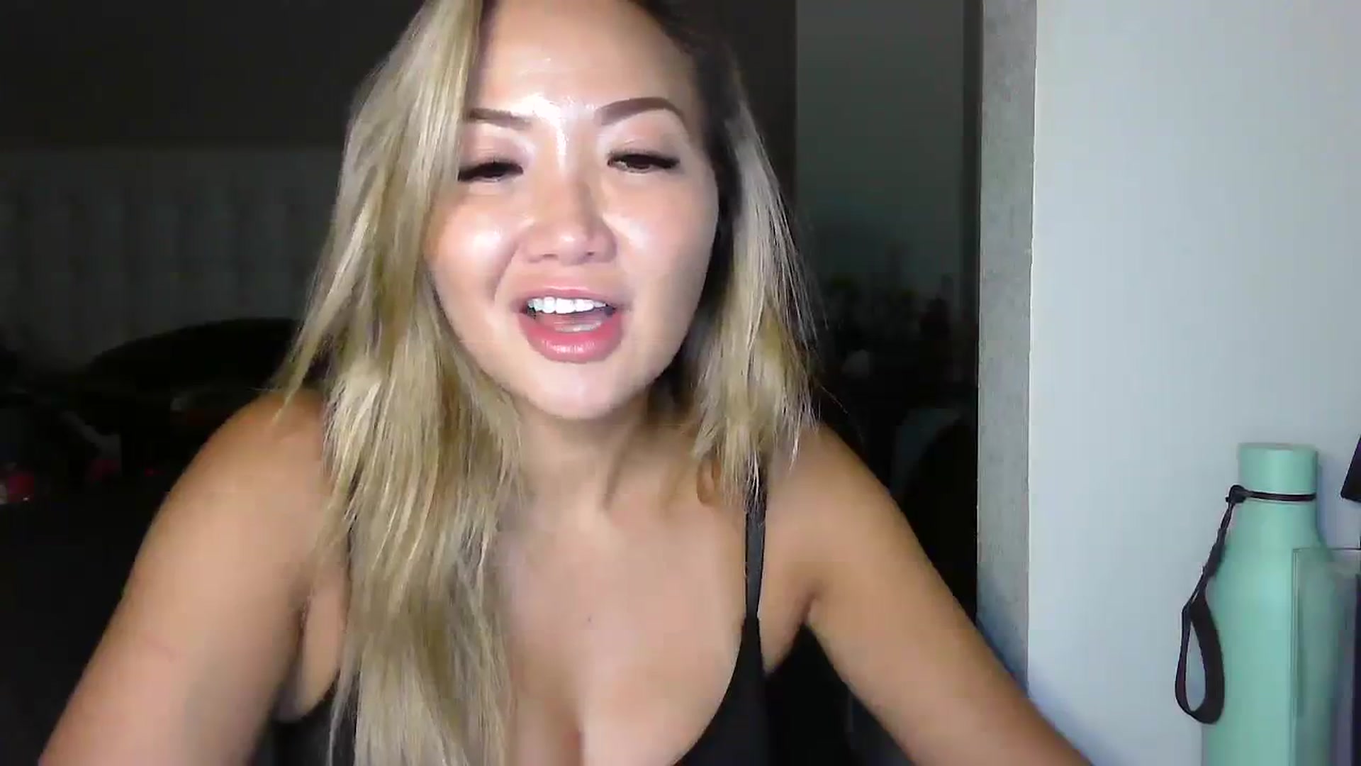 Gallery image thumbnail from MissJaeLee's myfreecams stream on, 09/07/2023, 04:13 image 8 of 20