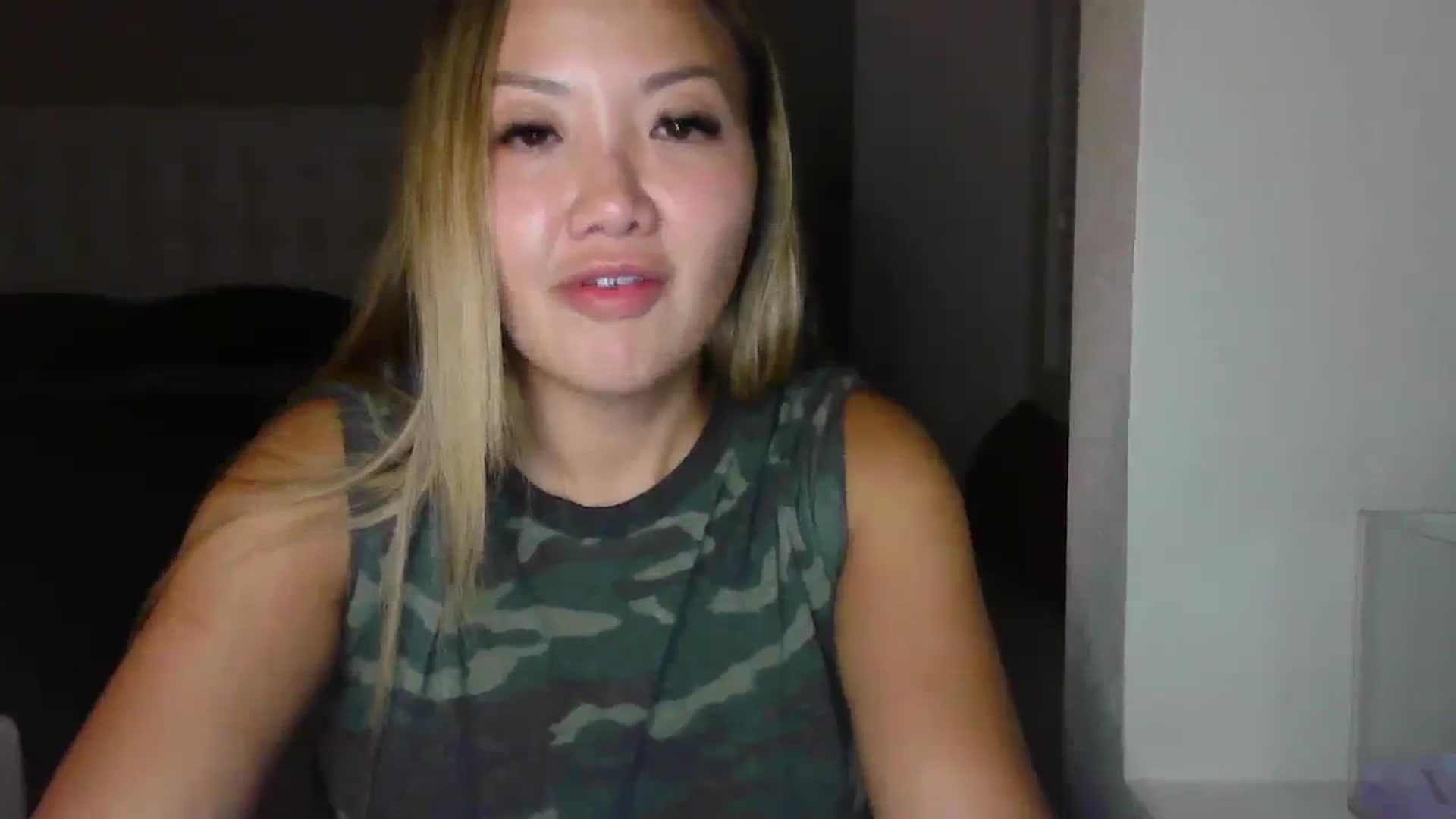 Gallery image thumbnail from MissJaeLee's myfreecams stream on, 09/17/2023, 04:54 image 15 of 20
