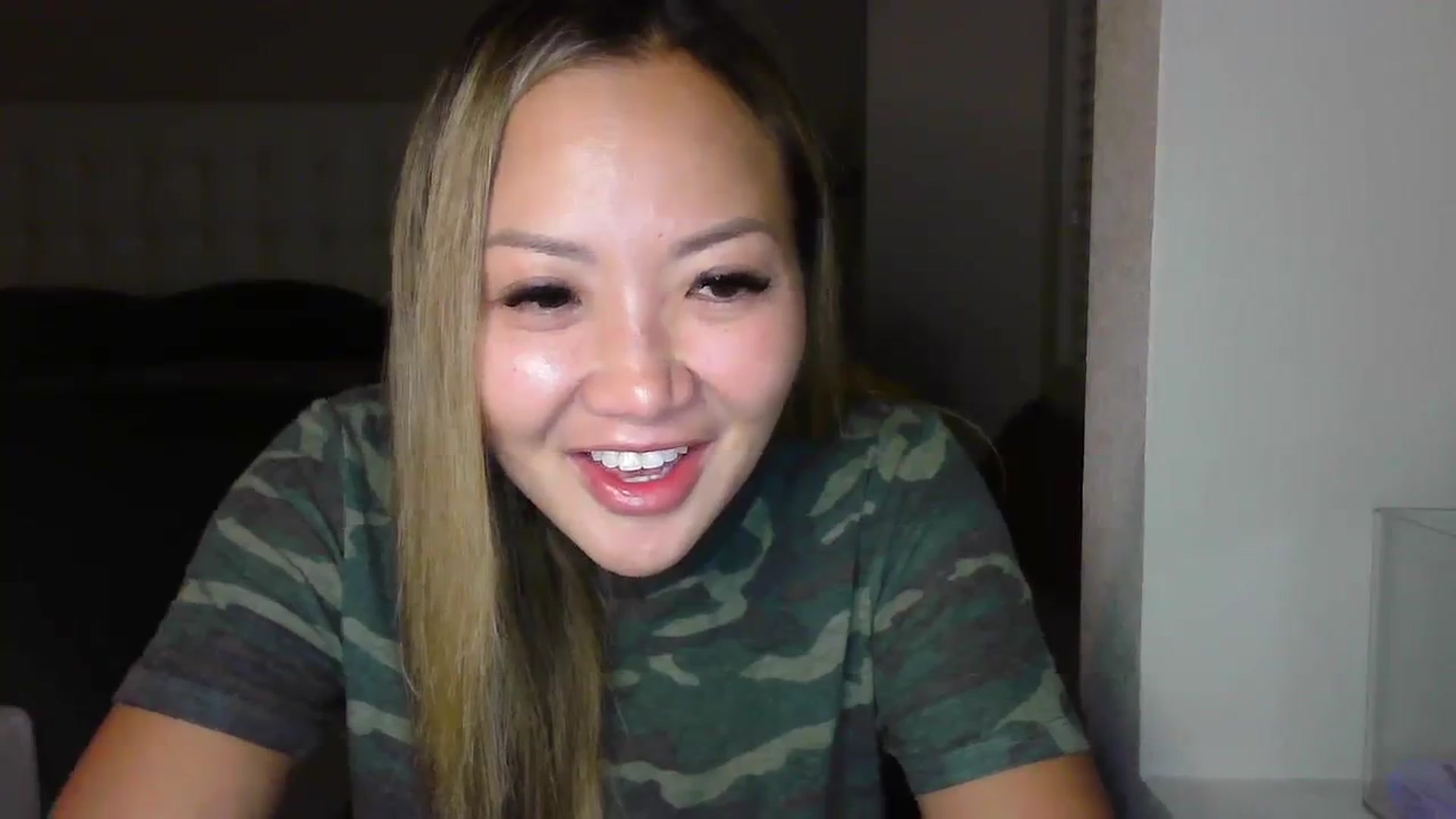 Gallery image thumbnail from MissJaeLee's myfreecams stream on, 09/17/2023, 04:54 image 9 of 20