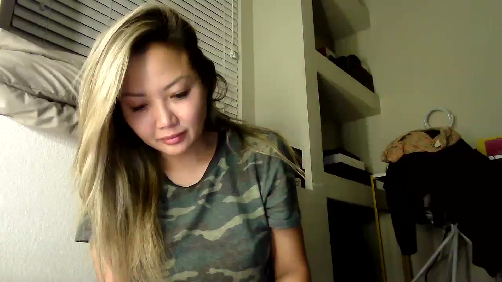 Gallery image thumbnail from MissJaeLee's myfreecams stream on, 10/18/2023, 04:33 image 6 of 20