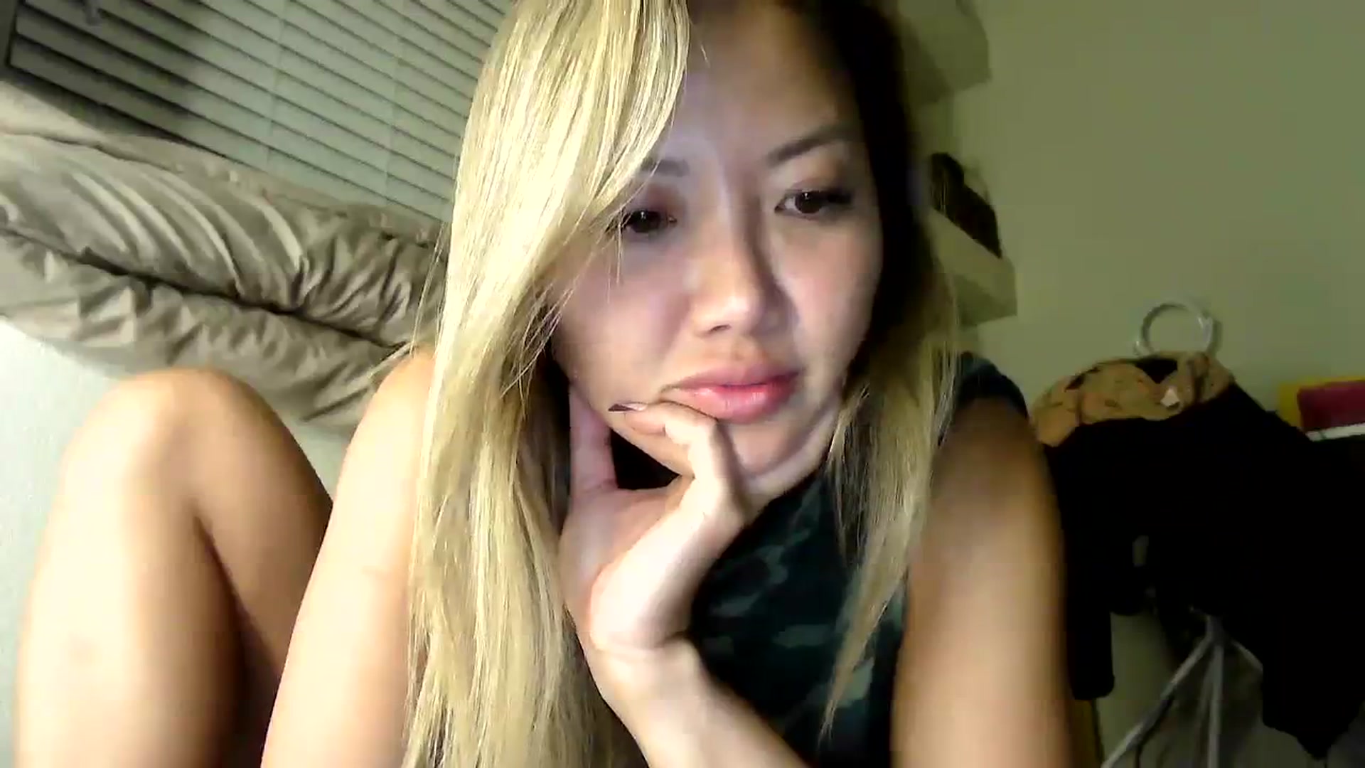 Gallery image thumbnail from MissJaeLee's myfreecams stream on, 10/18/2023, 04:33 image 15 of 20