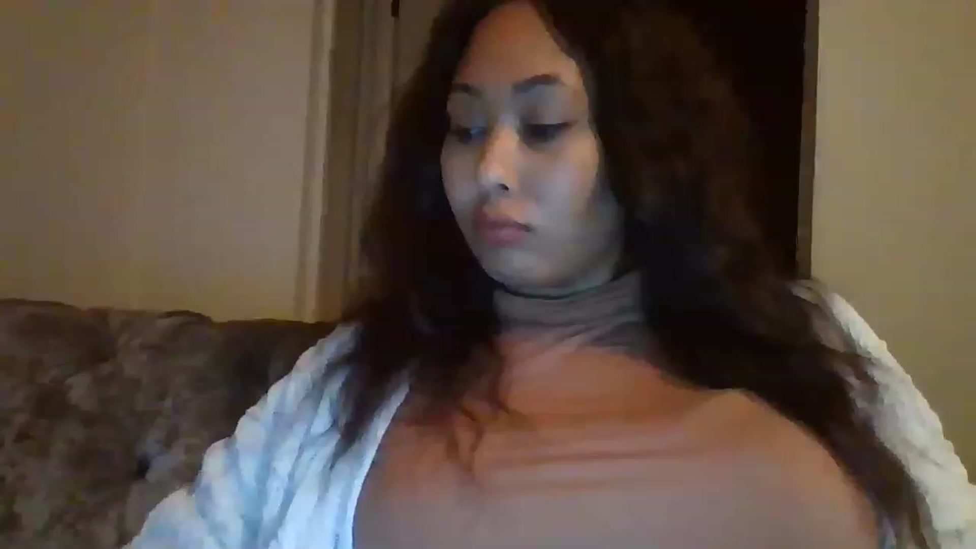 Gallery image thumbnail from MissJasmineTV's myfreecams stream on, 11/17/2022, 02:25 image 16 of 20