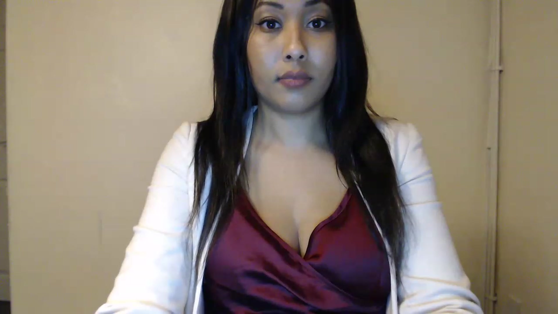 Gallery image thumbnail from MissJasmineUK's myfreecams stream on, 12/25/2022, 20:02 image 12 of 20