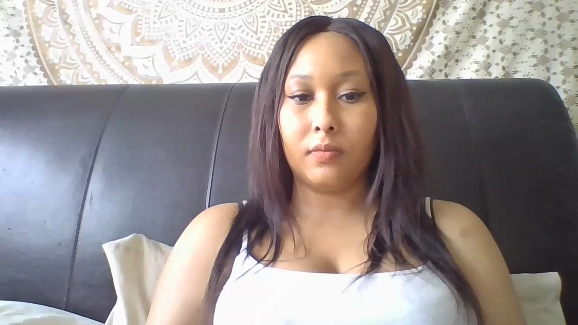 Gallery image thumbnail from MissJasmineUK's myfreecams stream on, 04/14/2023, 10:30 image 19 of 20