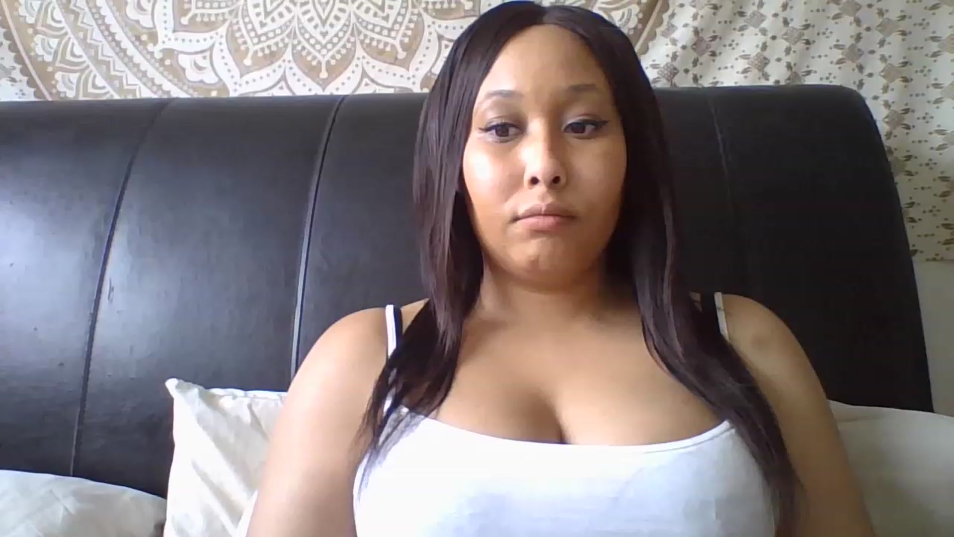 Gallery image thumbnail from MissJasmineUK's myfreecams stream on, 04/14/2023, 13:29 image 5 of 20