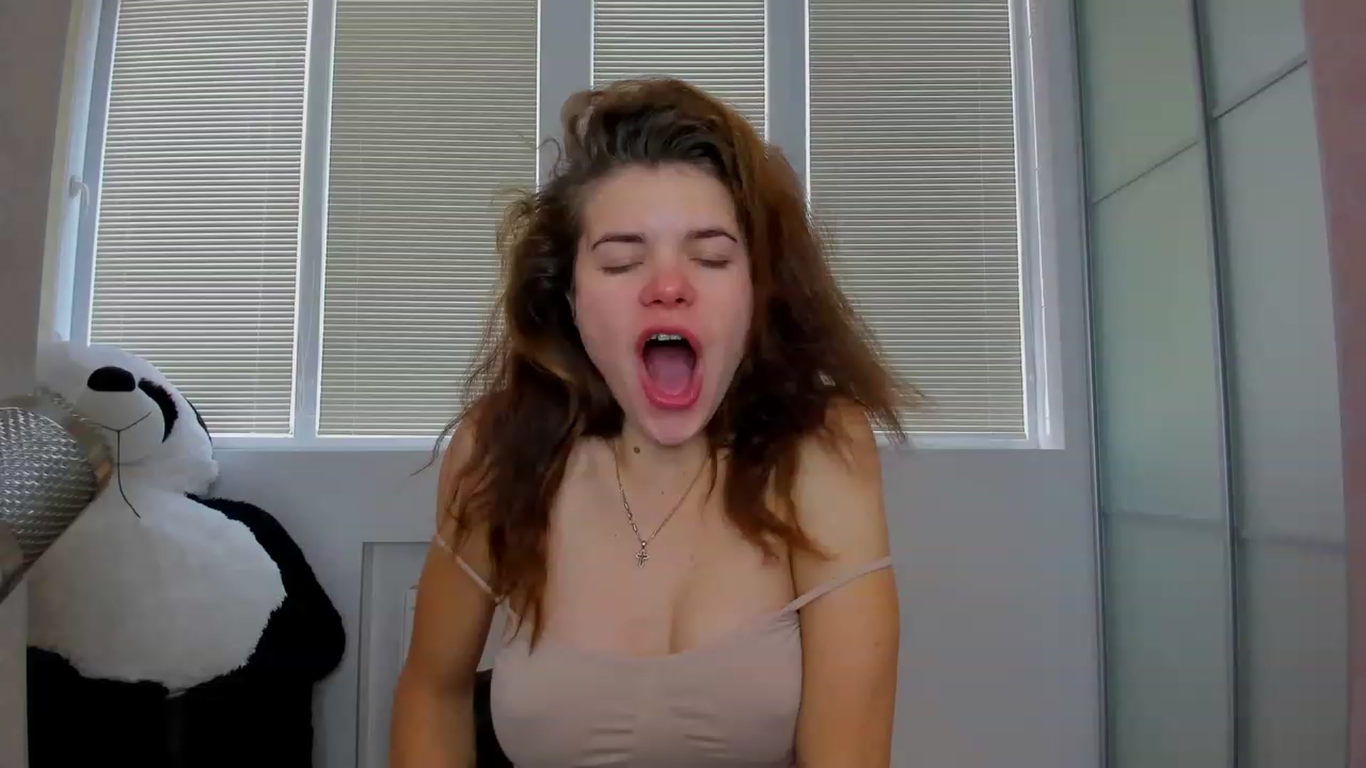 Gallery image thumbnail from MissJeanne's myfreecams stream on, 12/07/2022, 09:35 image 2 of 20
