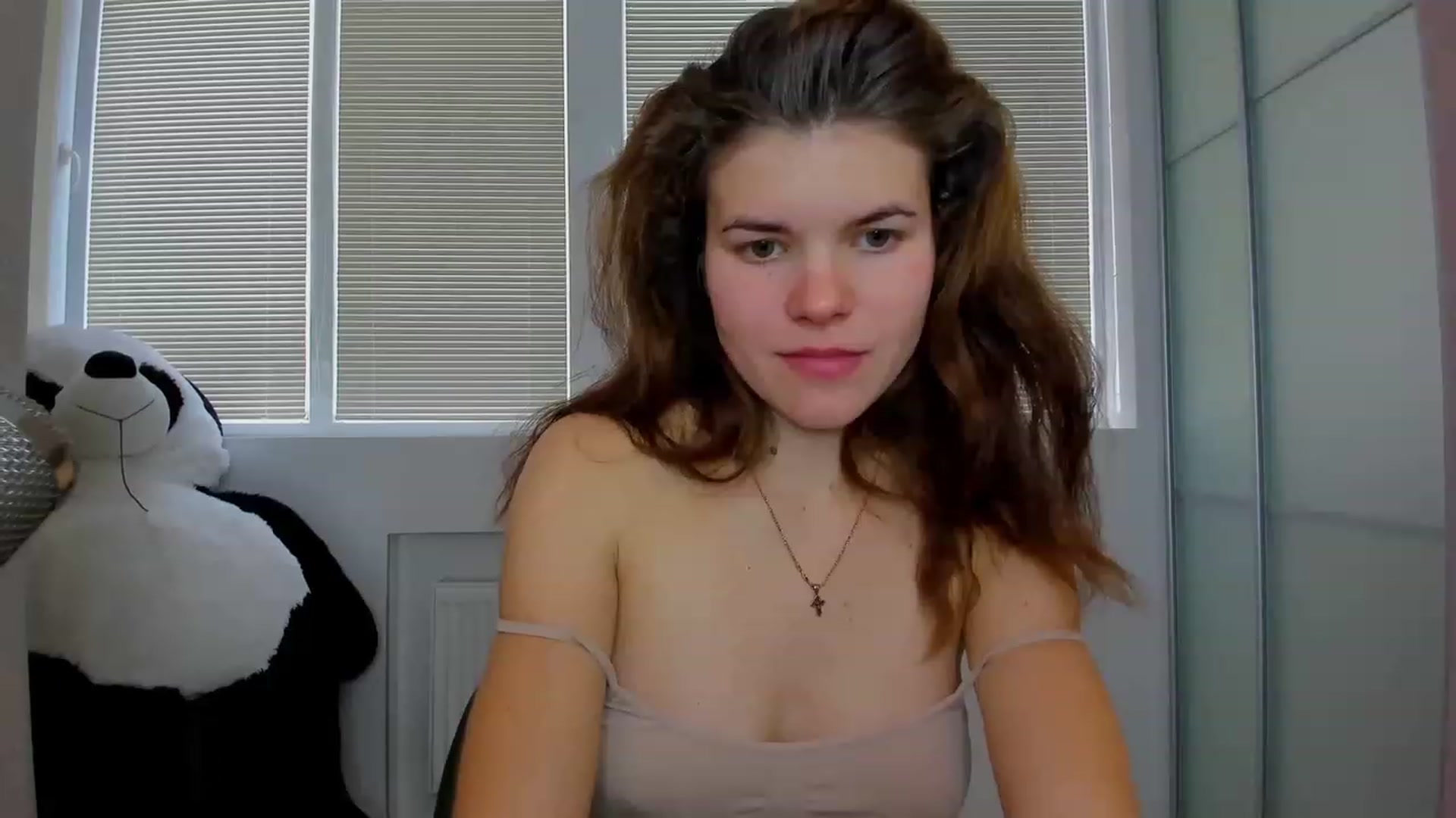 Gallery image thumbnail from MissJeanne's myfreecams stream on, 12/07/2022, 10:04 image 3 of 20