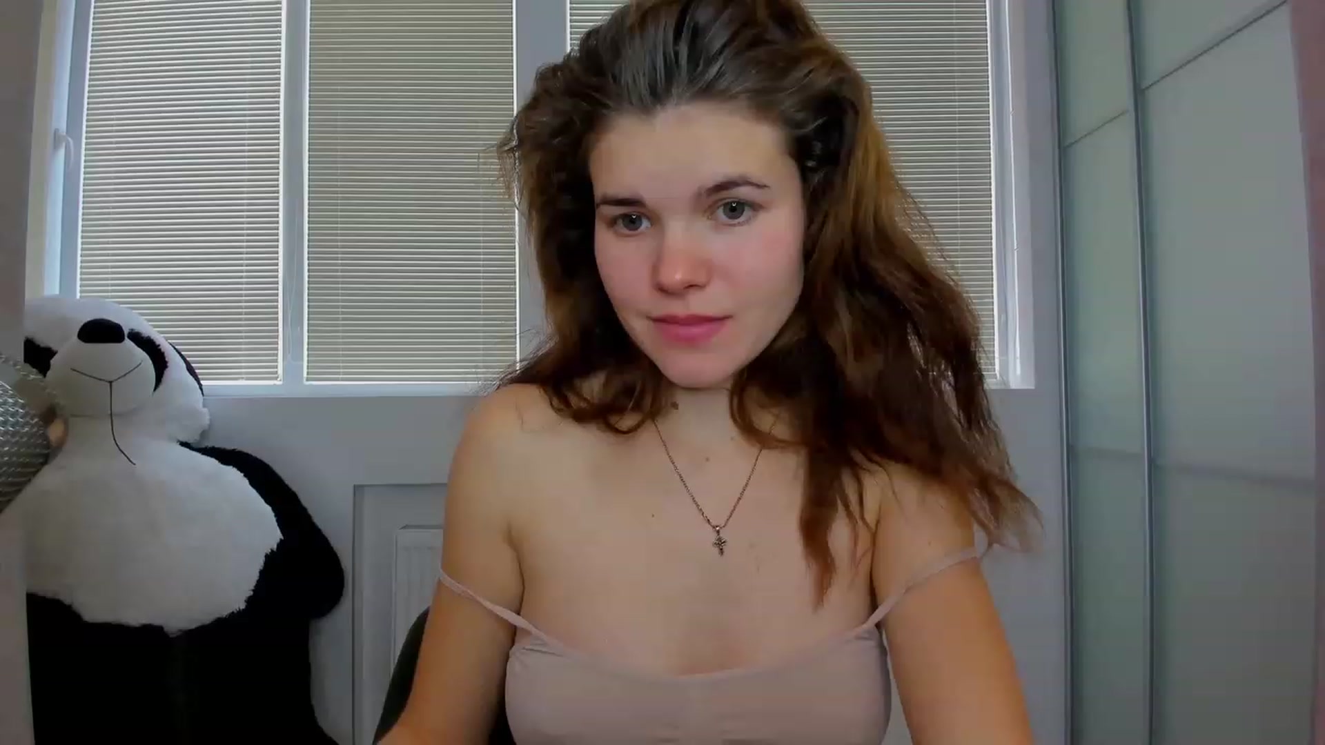 Gallery image thumbnail from MissJeanne's myfreecams stream on, 12/07/2022, 10:04 image 1 of 20
