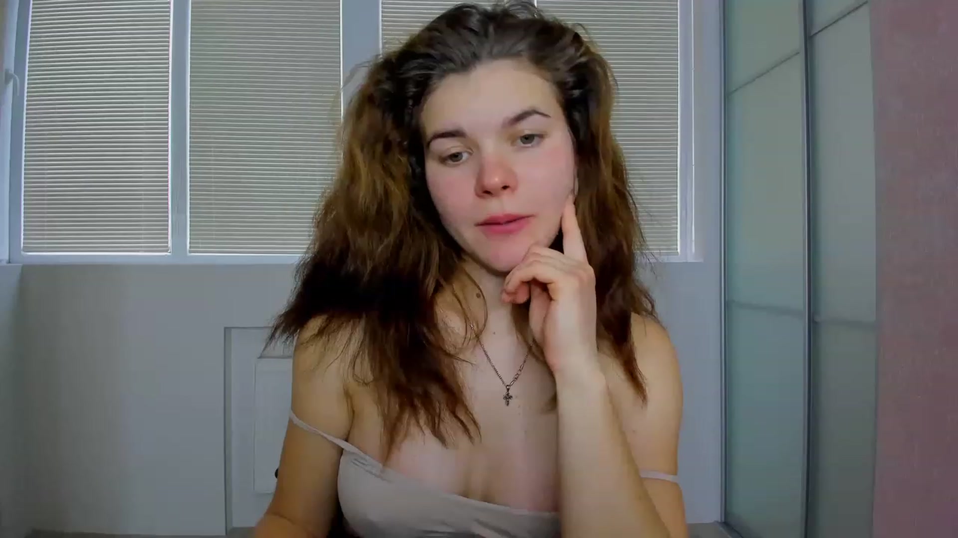 Gallery image thumbnail from MissJeanne's myfreecams stream on, 12/08/2022, 10:57 image 17 of 20