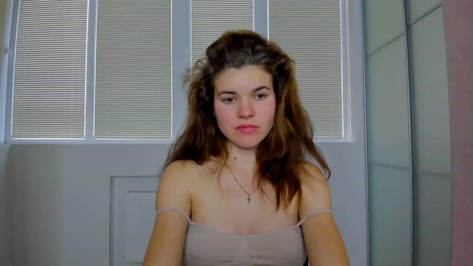 Gallery image thumbnail from MissJeanne's myfreecams stream on, 12/08/2022, 11:30 image 4 of 20