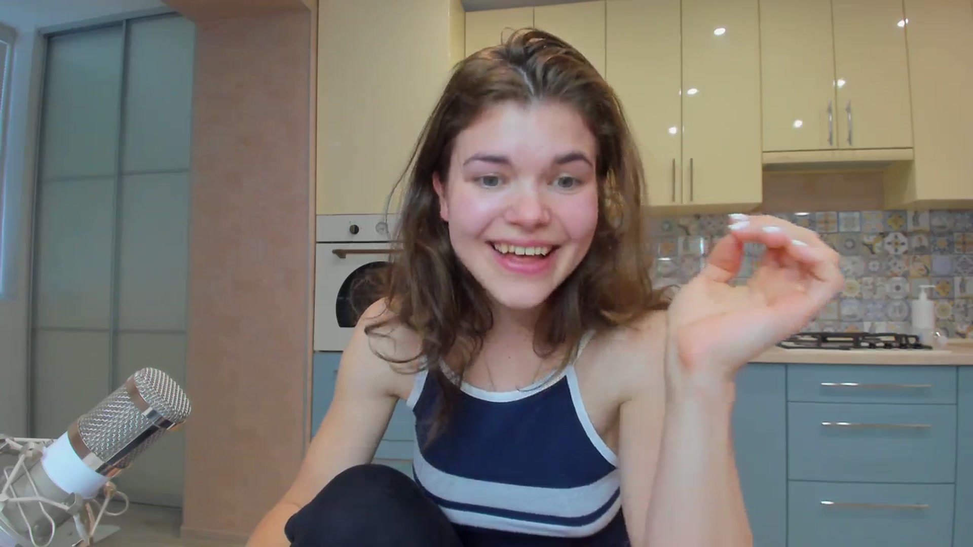 Gallery image thumbnail from MissJeanne's myfreecams stream on, 03/23/2024, 16:48 image 2 of 20