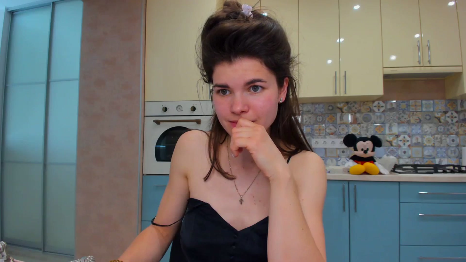 Gallery image thumbnail from MissJeanne's myfreecams stream on, 04/04/2024, 12:16 image 15 of 20