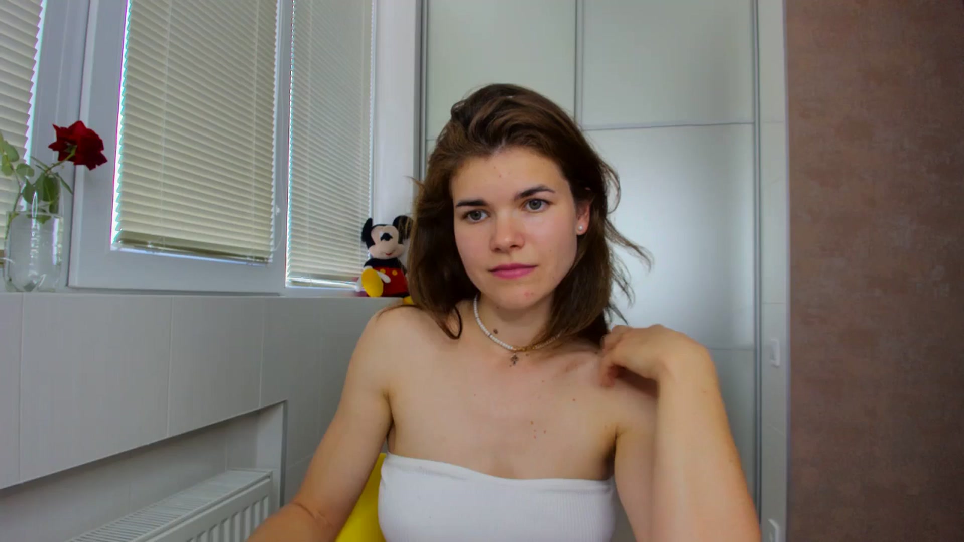 Gallery image thumbnail from MissJeanne's myfreecams stream on, 05/21/2024, 08:26 image 6 of 20