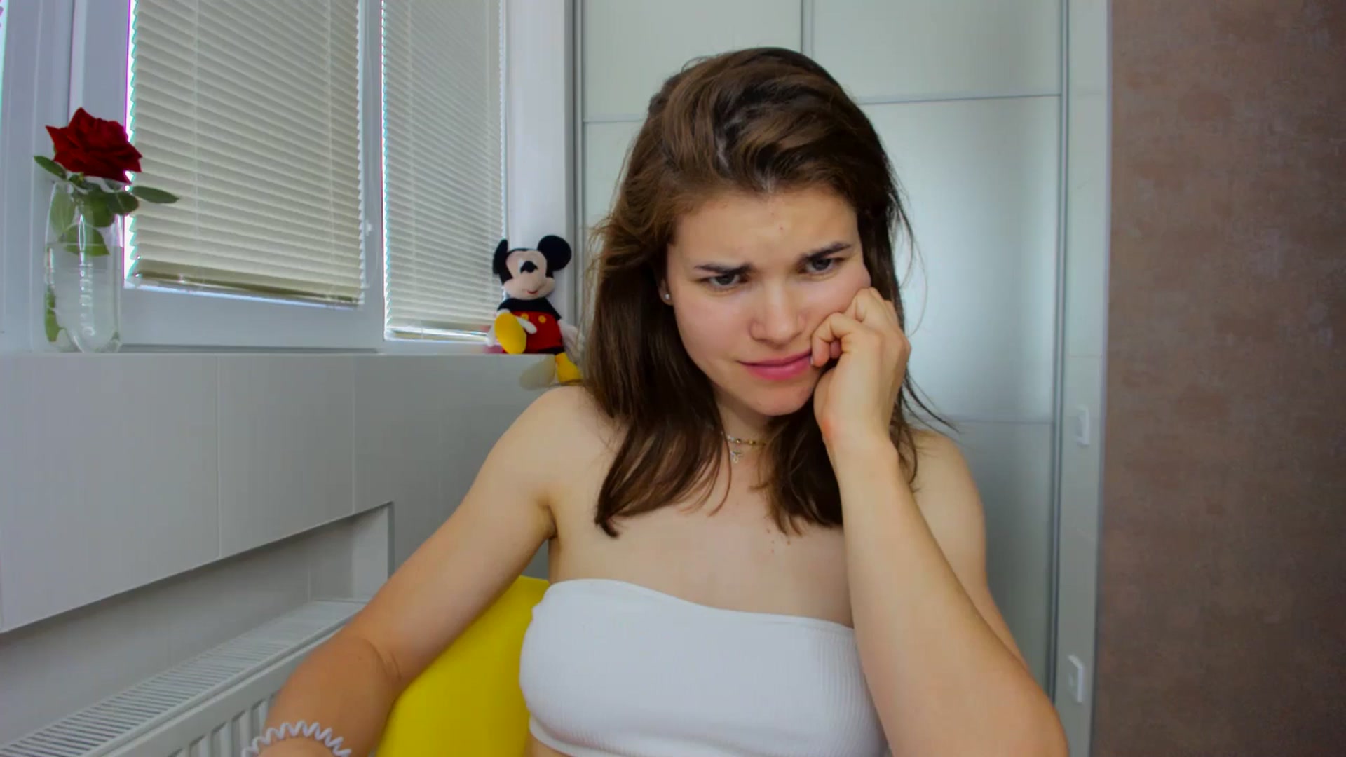 Gallery image thumbnail from MissJeanne's myfreecams stream on, 05/21/2024, 11:24 image 3 of 20
