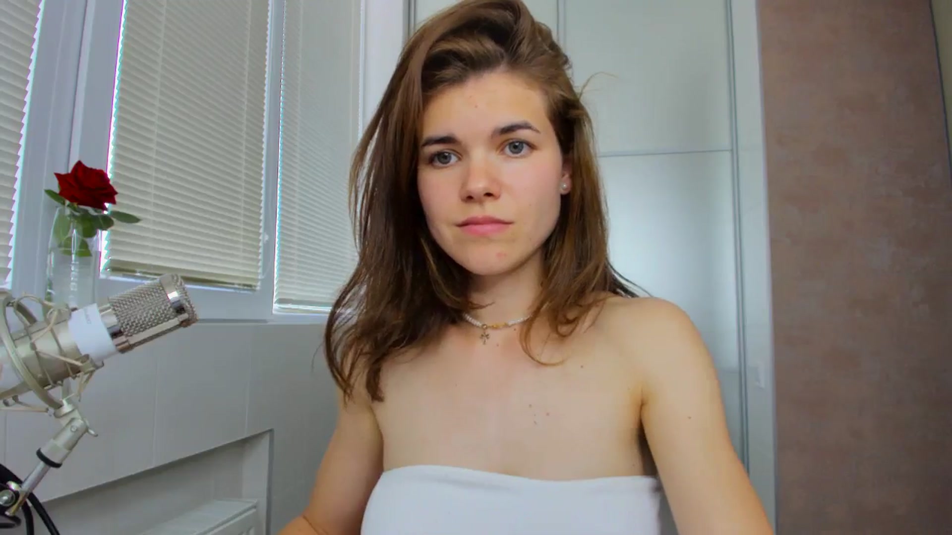 Gallery image thumbnail from MissJeanne's myfreecams stream on, 05/21/2024, 11:55 image 16 of 20