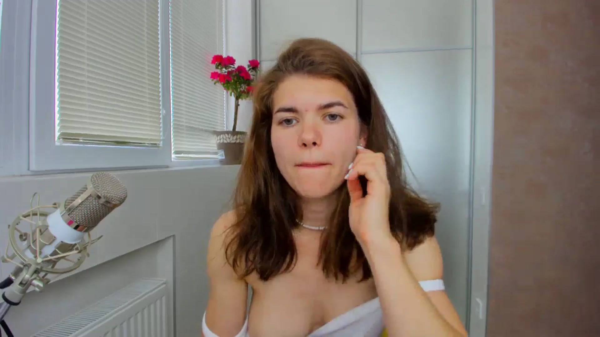 Gallery image thumbnail from MissJeanne's myfreecams stream on, 05/28/2024, 11:31 image 17 of 20