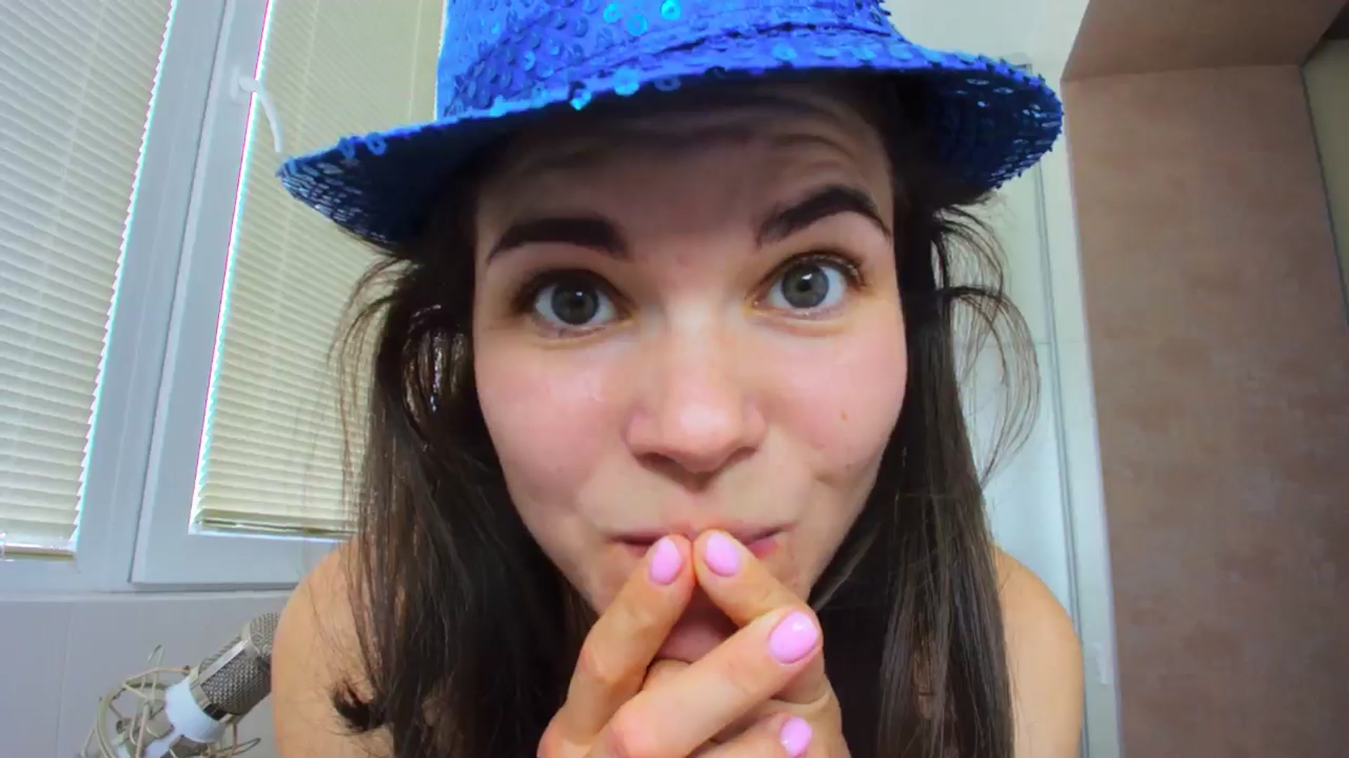 Gallery image thumbnail from MissJeanne's myfreecams stream on, 06/05/2024, 08:45 image 14 of 20