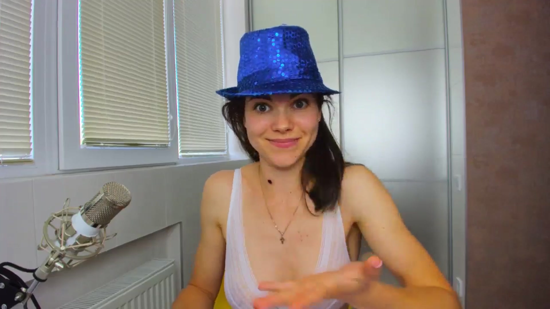 Gallery image thumbnail from MissJeanne's myfreecams stream on, 06/05/2024, 11:56 image 5 of 20
