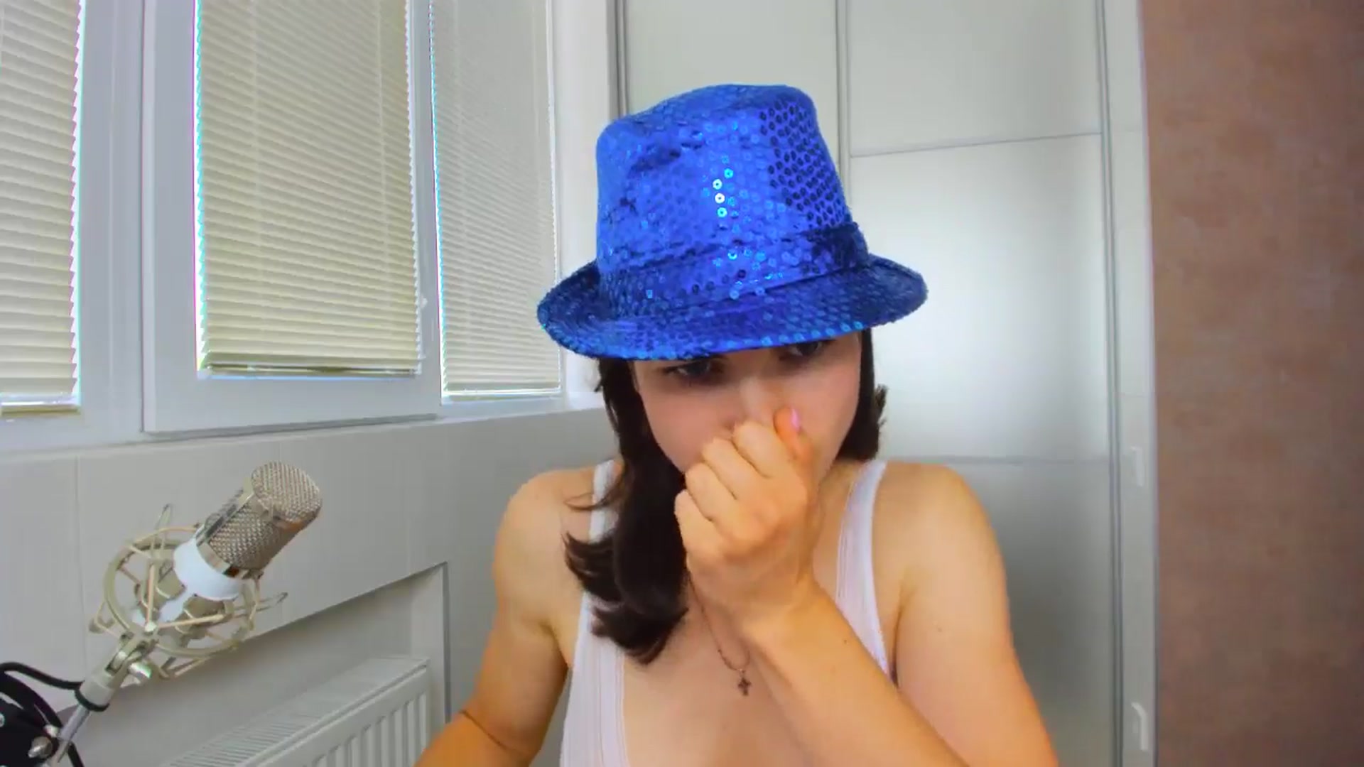 Gallery image thumbnail from MissJeanne's myfreecams stream on, 06/05/2024, 14:14 image 10 of 20