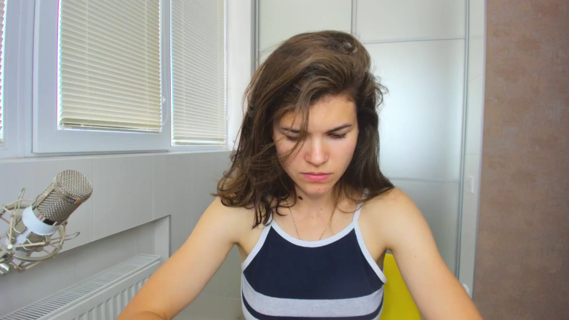 Gallery image thumbnail from MissJeanne's myfreecams stream on, 06/10/2024, 14:36 image 6 of 20