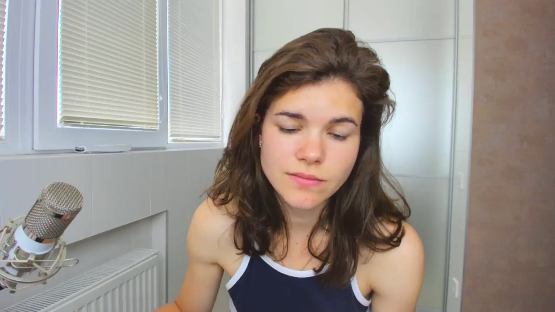 Gallery image thumbnail from MissJeanne's myfreecams stream on, 06/10/2024, 14:36 image 11 of 20
