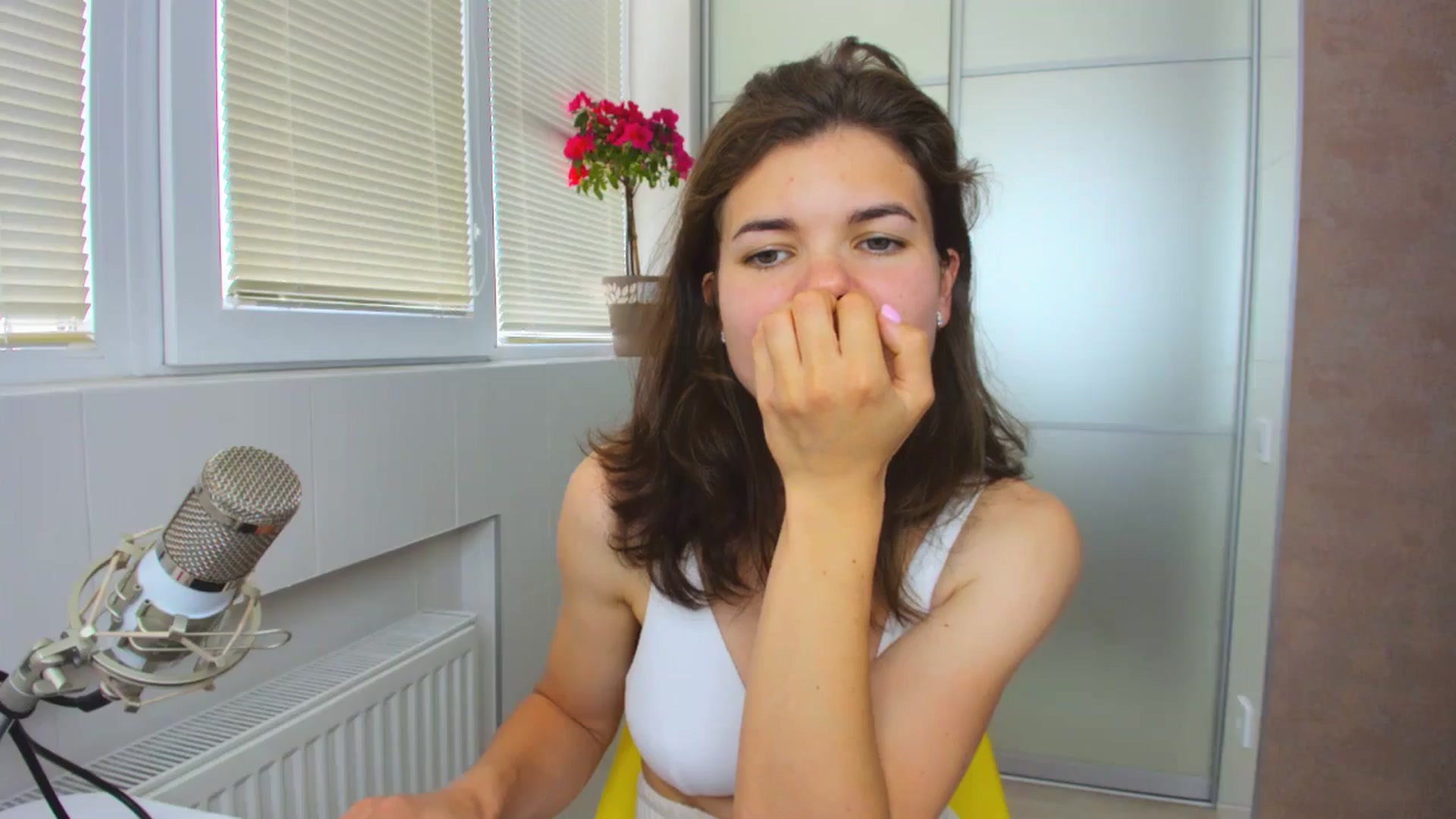 Gallery image thumbnail from MissJeanne's myfreecams stream on, 06/11/2024, 12:10 image 5 of 20