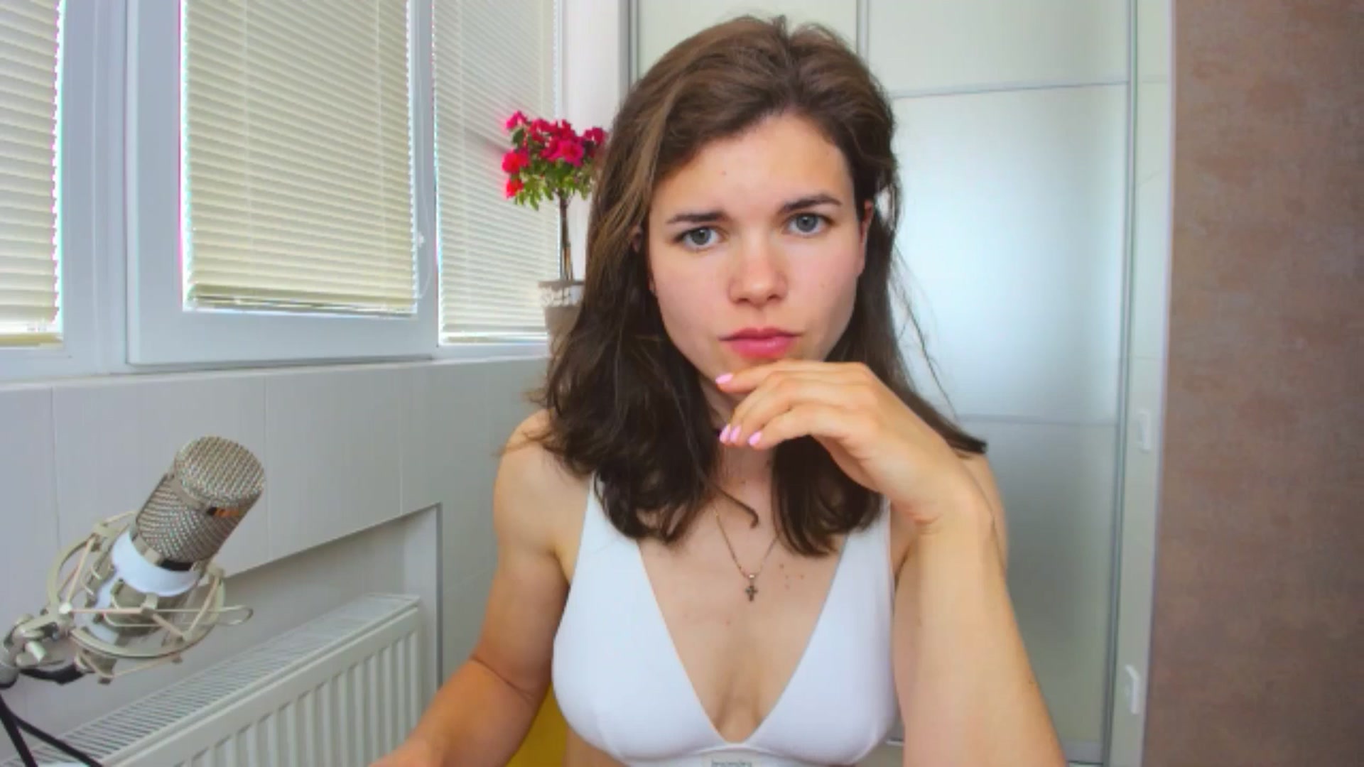 Gallery image thumbnail from MissJeanne's myfreecams stream on, 06/11/2024, 12:33 image 5 of 20