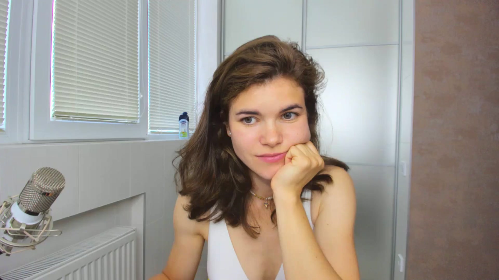 Gallery image thumbnail from MissJeanne's myfreecams stream on, 06/19/2024, 13:24 image 4 of 20