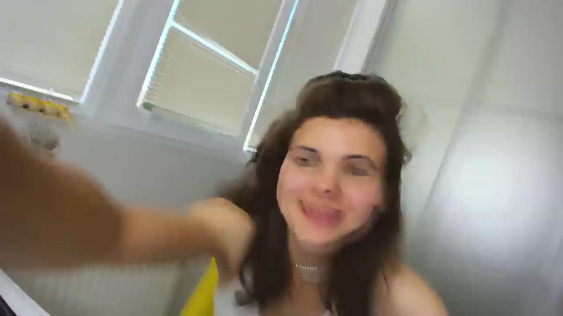 Gallery image thumbnail from MissJeanne's myfreecams stream on, 06/19/2024, 14:43 image 11 of 20