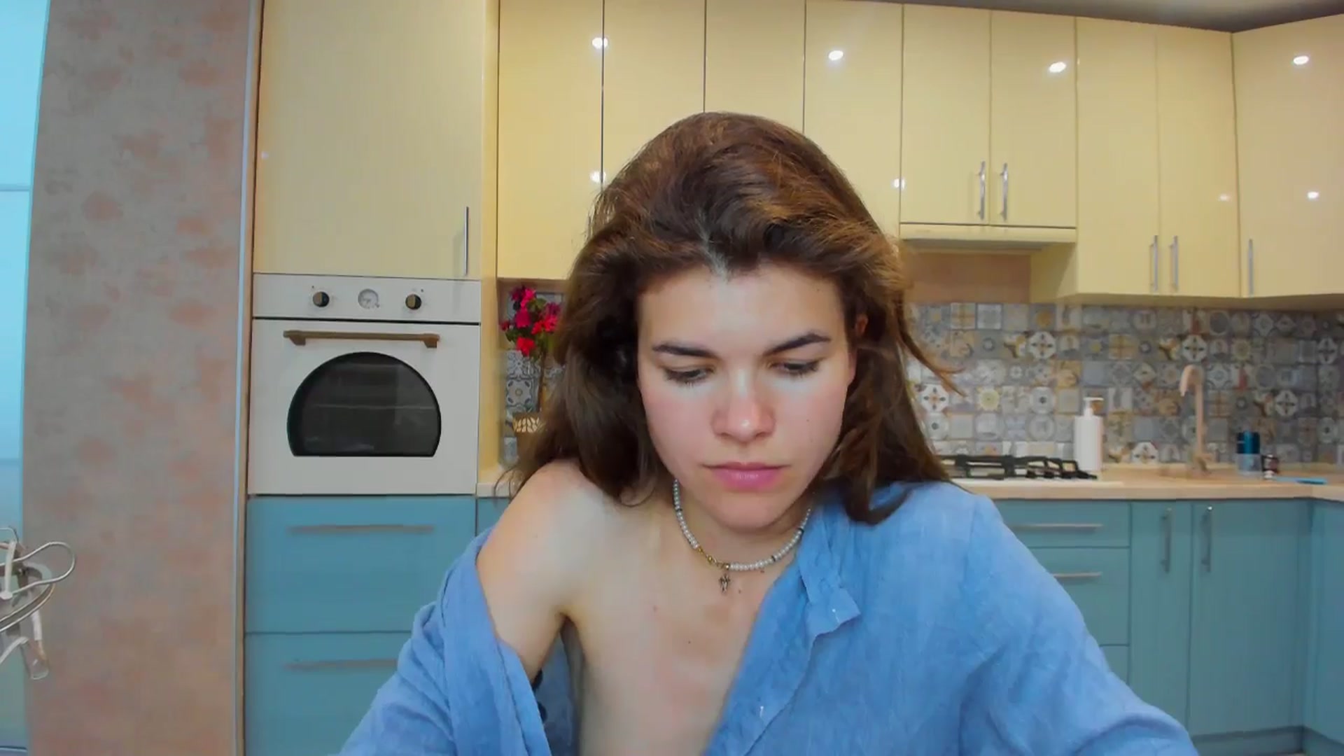 Gallery image thumbnail from MissJeanne's myfreecams stream on, 06/21/2024, 11:37 image 10 of 20