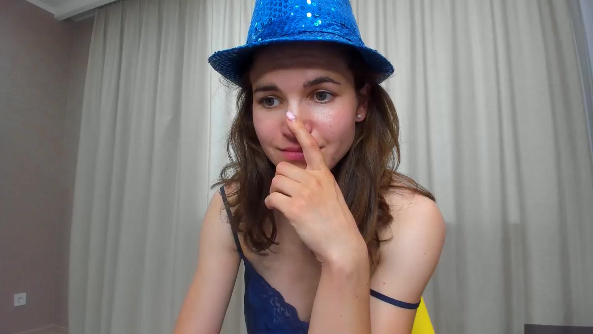 Gallery image thumbnail from MissJeanne's myfreecams stream on, 06/26/2024, 14:20 image 14 of 20