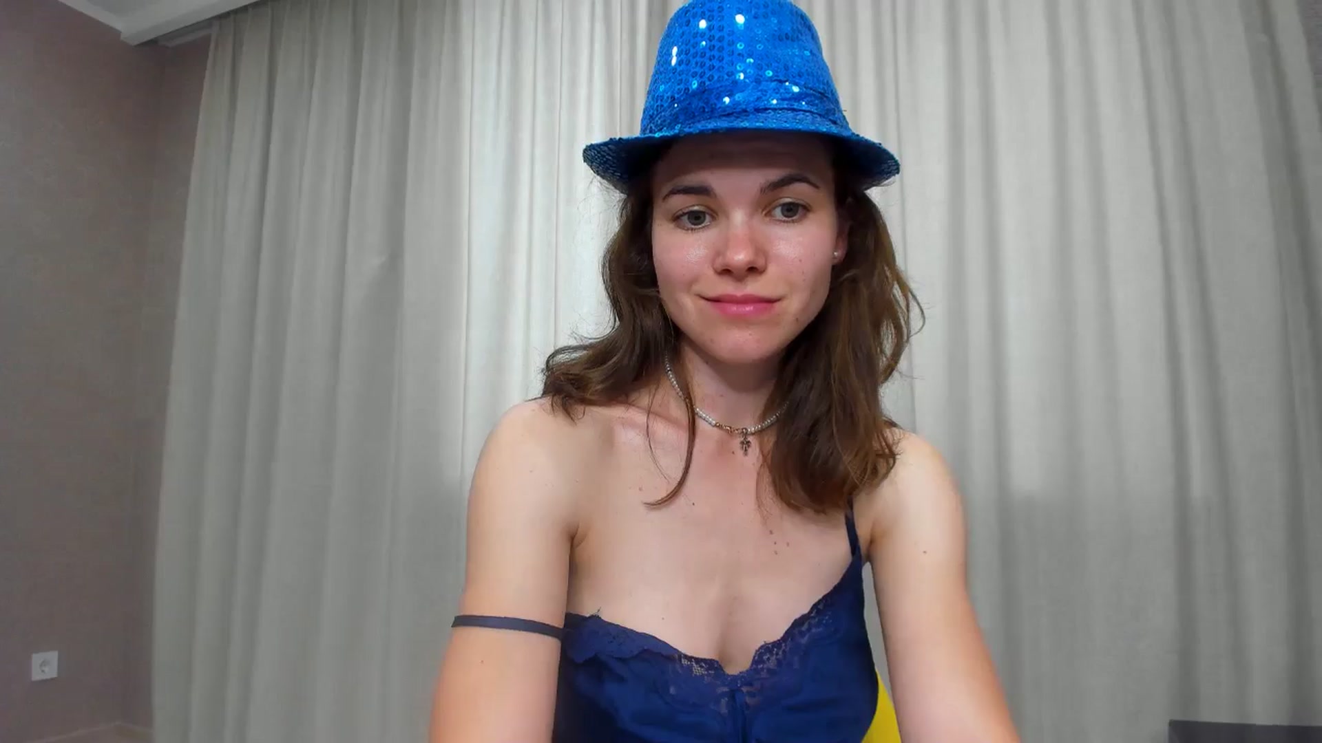Gallery image thumbnail from MissJeanne's myfreecams stream on, 06/26/2024, 14:20 image 7 of 20