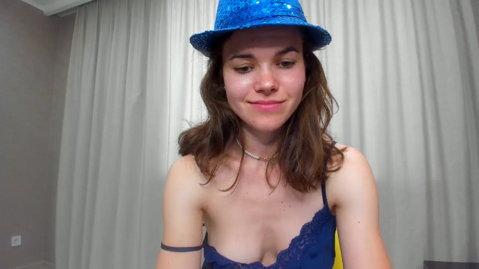 Gallery image thumbnail from MissJeanne's myfreecams stream on, 06/26/2024, 14:20 image 9 of 20