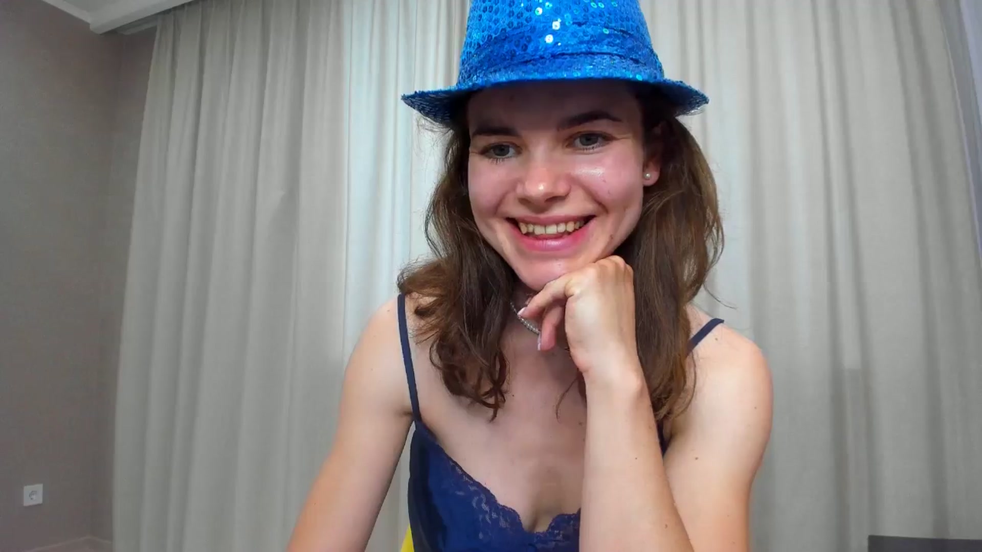 Gallery image thumbnail from MissJeanne's myfreecams stream on, 06/26/2024, 14:20 image 11 of 20