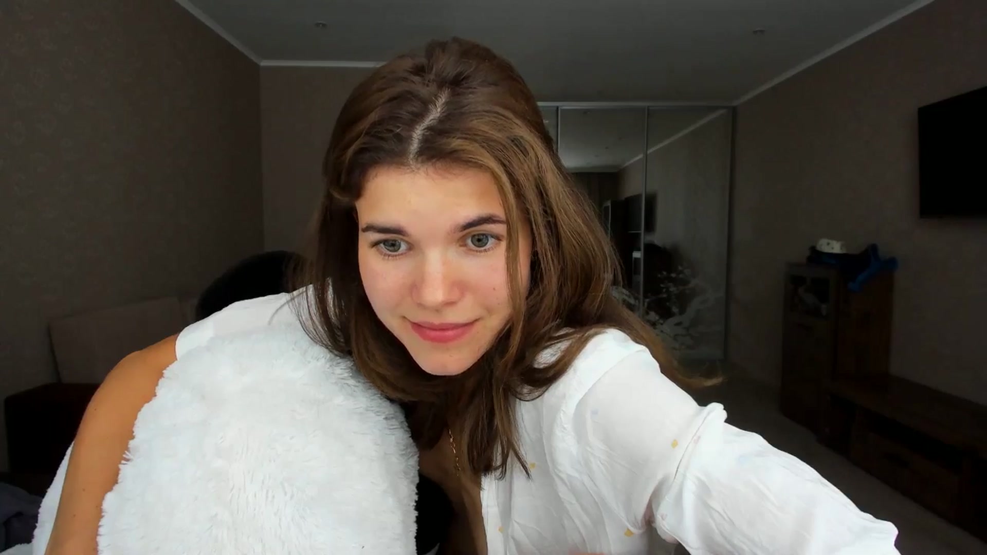 Gallery image thumbnail from MissJeanne's myfreecams stream on, 07/25/2024, 14:10 image 12 of 20