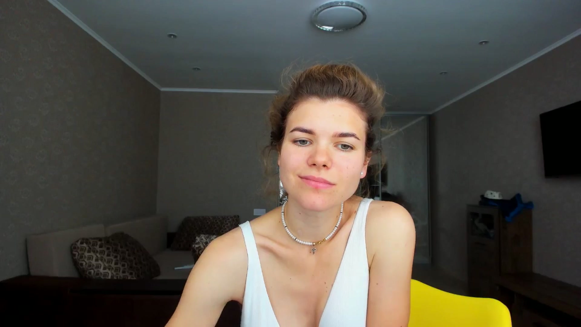 Gallery image thumbnail from MissJeanne's myfreecams stream on, 08/01/2024, 10:24 image 17 of 20