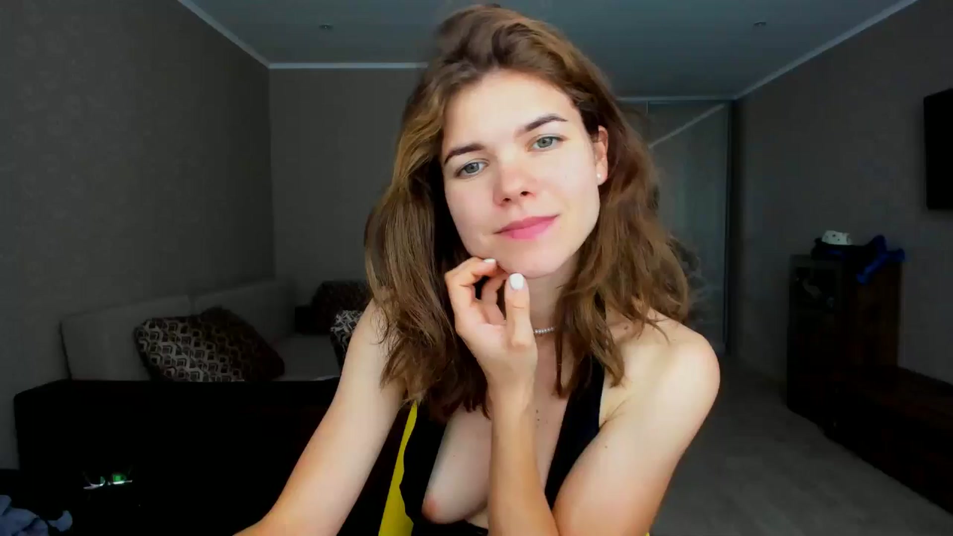 Gallery image thumbnail from MissJeanne's myfreecams stream on, 08/02/2024, 11:02 image 16 of 20