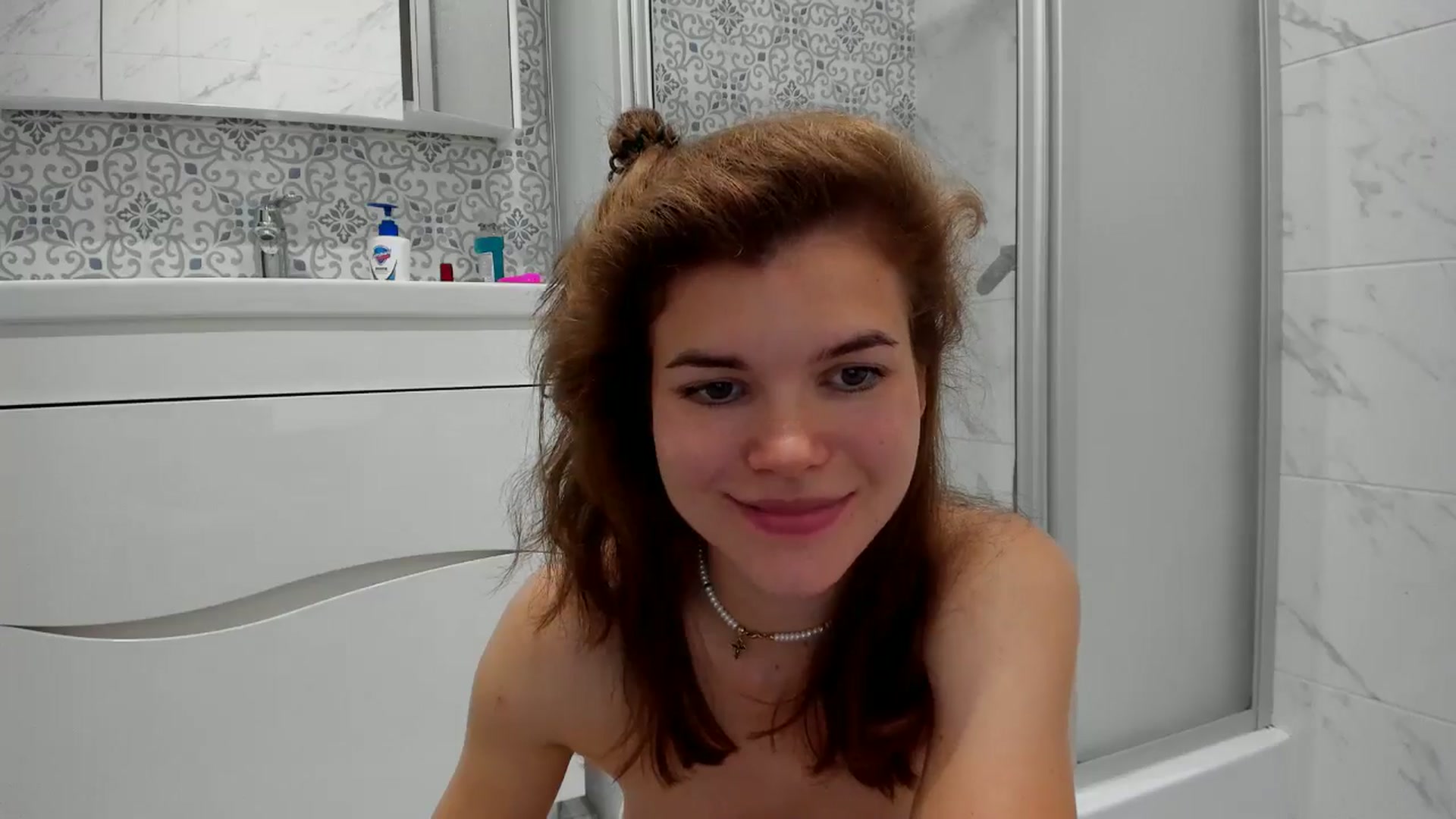 Gallery image thumbnail from MissJeanne's myfreecams stream on, 08/12/2024, 09:27 image 3 of 20