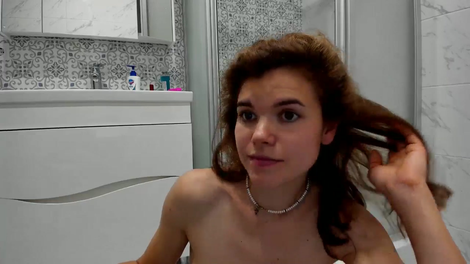 Gallery image thumbnail from MissJeanne's myfreecams stream on, 08/12/2024, 09:27 image 14 of 20