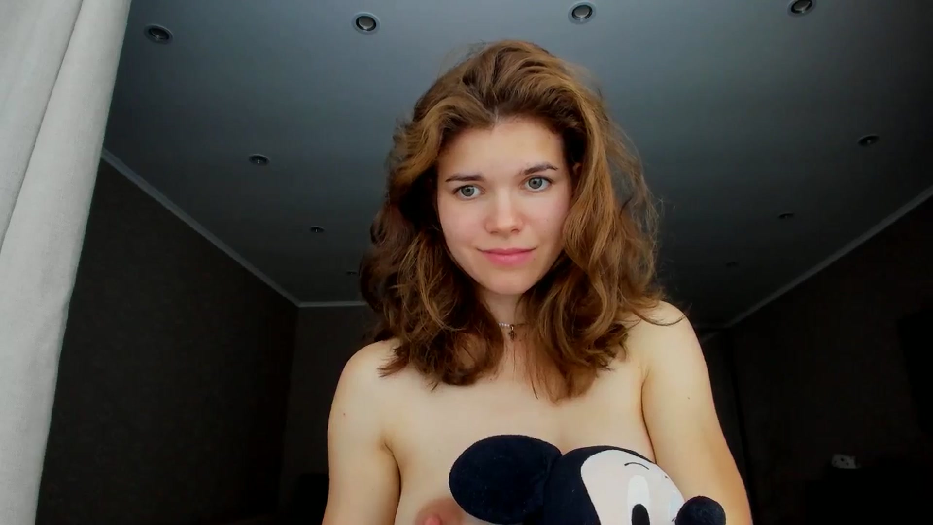 Gallery image thumbnail from MissJeanne's myfreecams stream on, 08/12/2024, 13:06 image 18 of 20