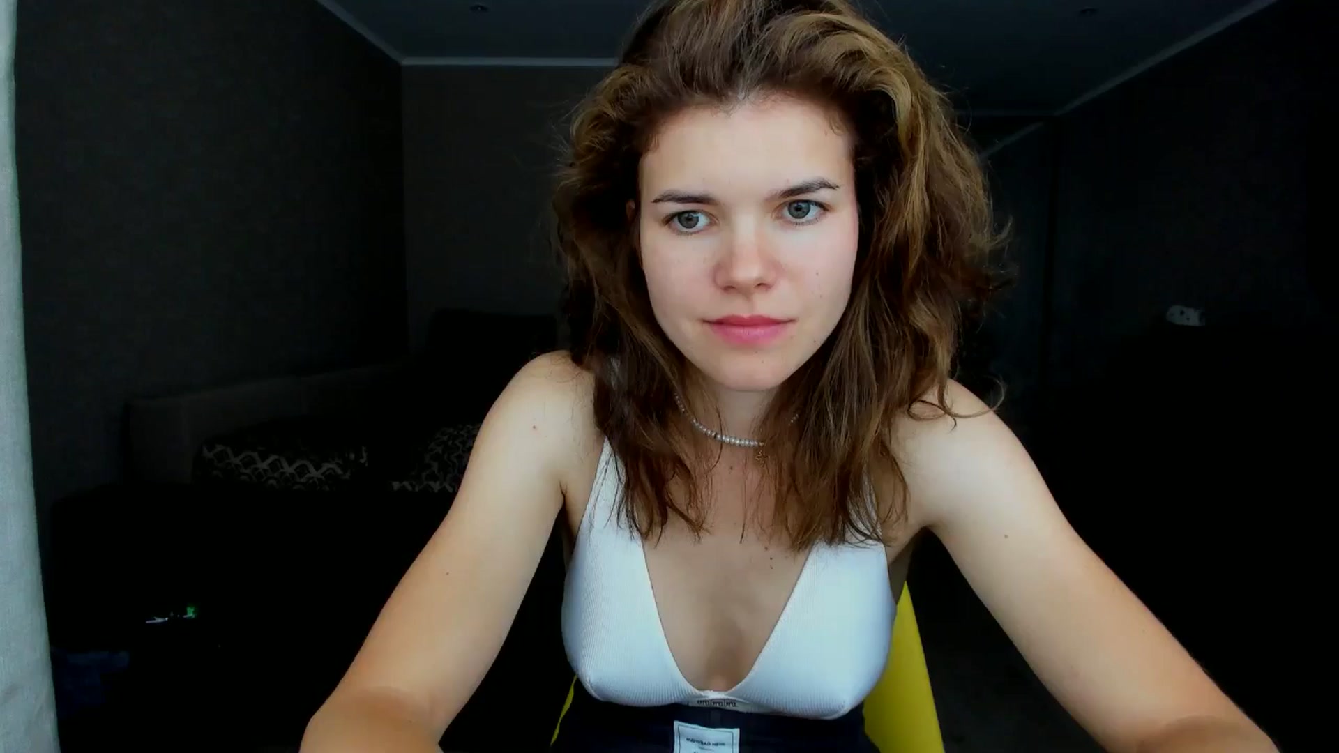 Gallery image thumbnail from MissJeanne's myfreecams stream on, 08/12/2024, 13:06 image 5 of 20